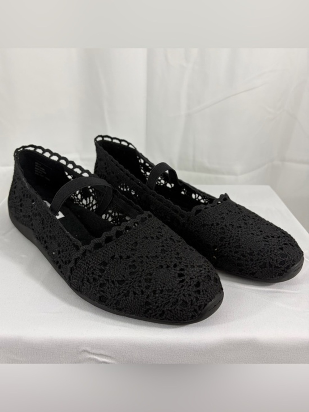 NWT Muk Luks Size 11 Black Crochet Mary Jane Slip-on Flats
